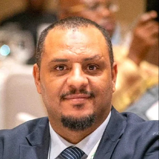 Amine Triai