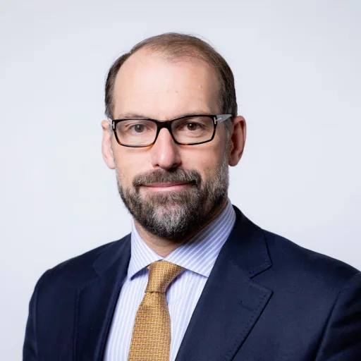 Dr Bertrand Malmendier
